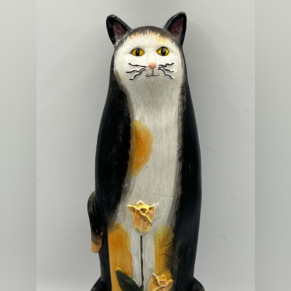 Resin Tall Cat Figurine Flower Details 9 in Height - Picture 2 of 8